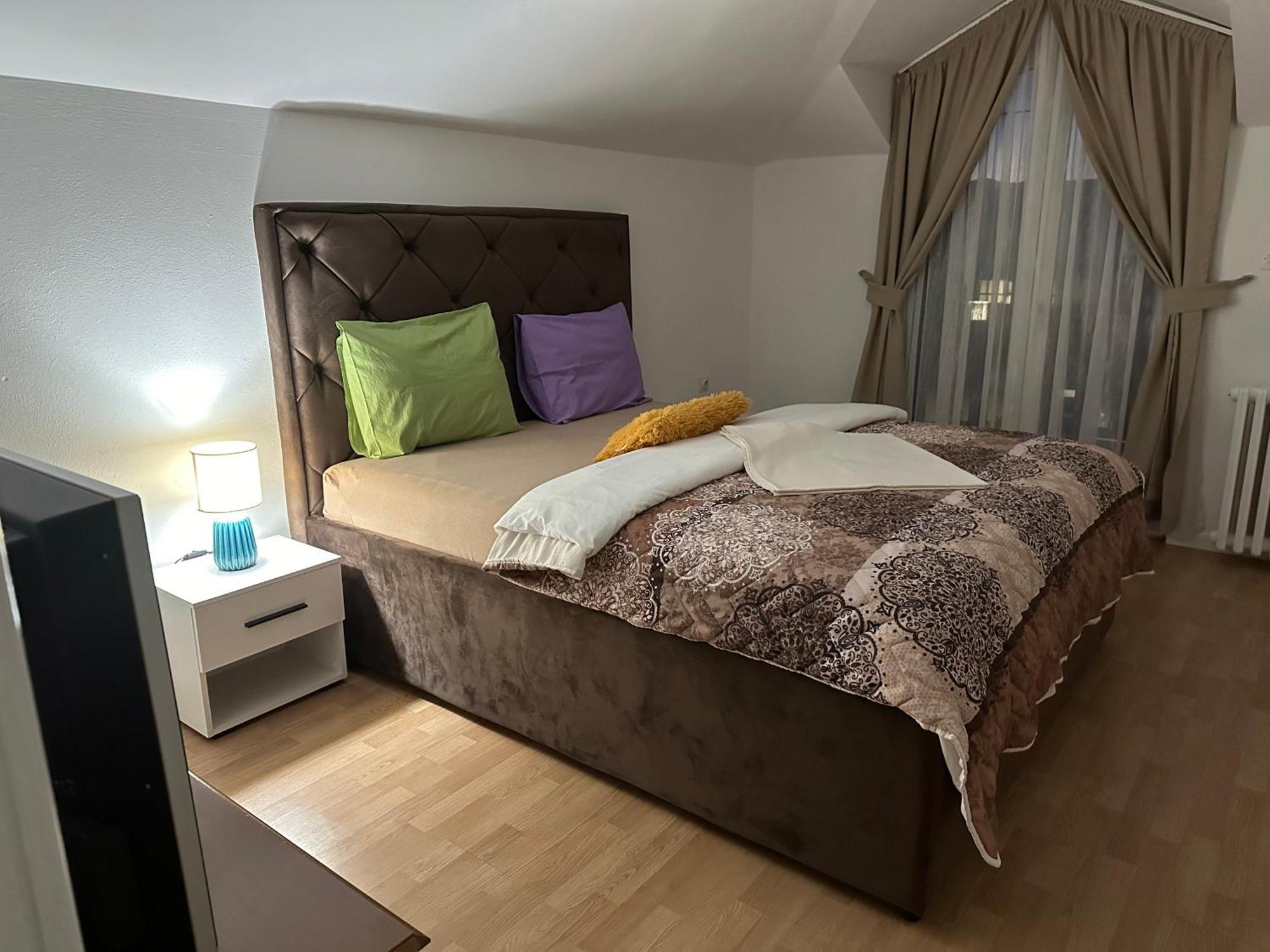 Js Apartmani Никшич Экстерьер фото